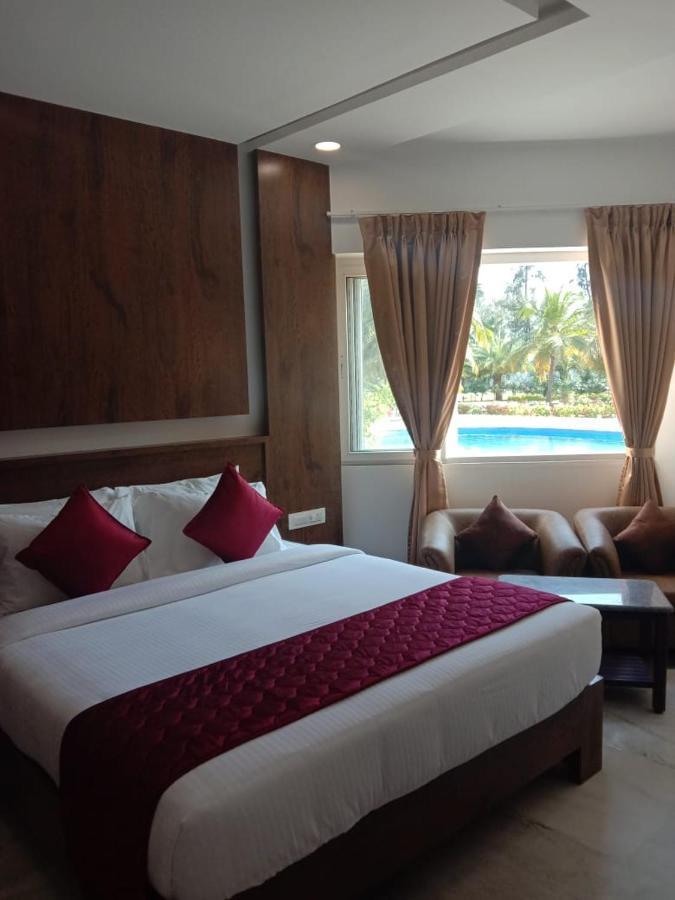 Coral Beach Resort Mahabalipuram Exterior foto